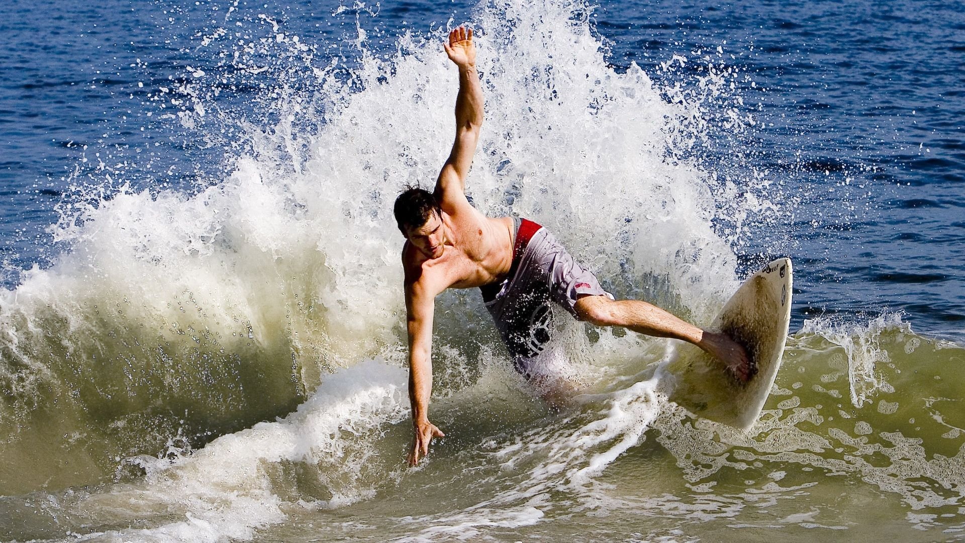 卡瓦哈尔,以凡人之躯,点燃众神之夜