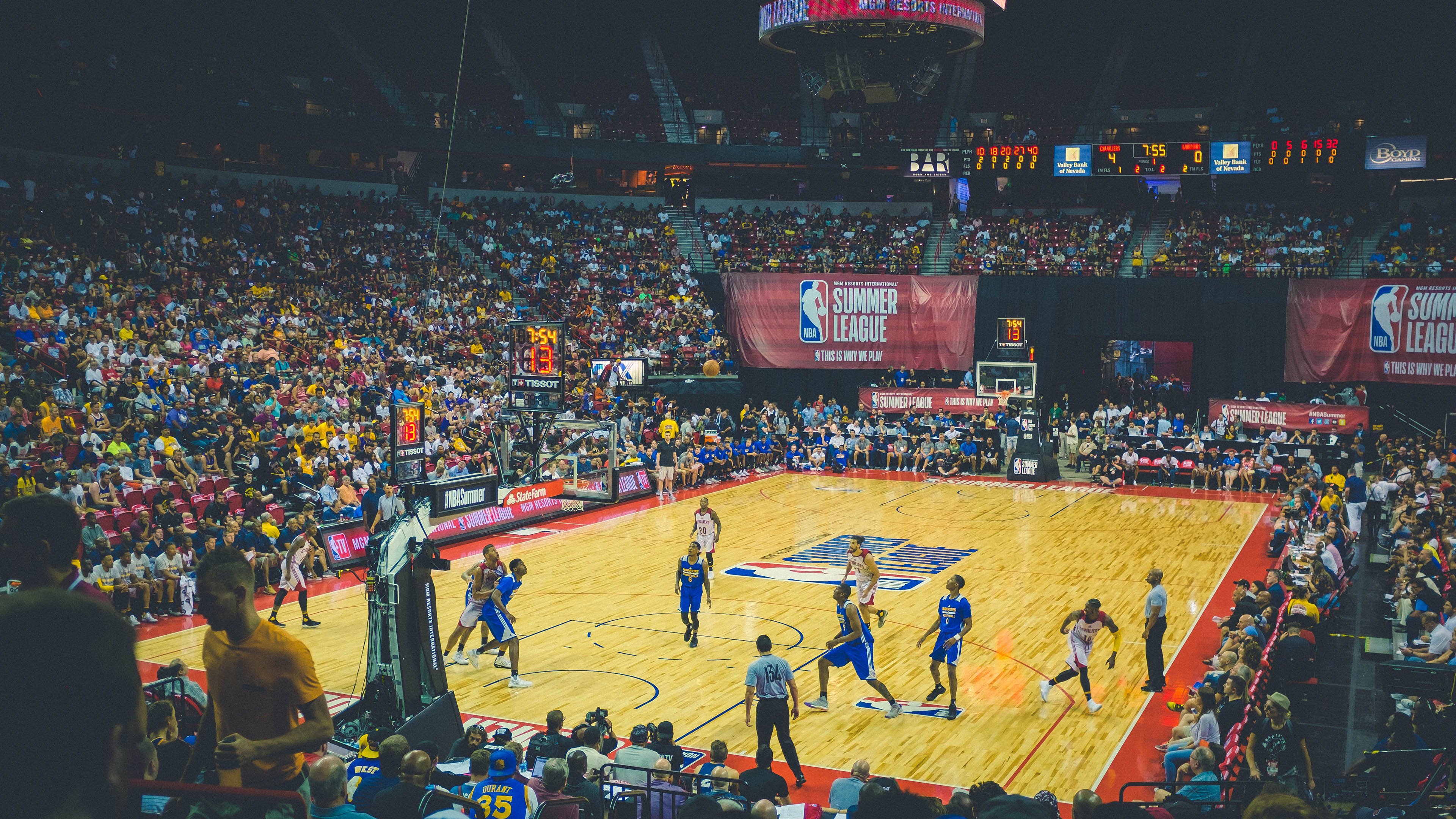 切特·霍姆格伦，沉默巨塔与季后赛的逆熵之战