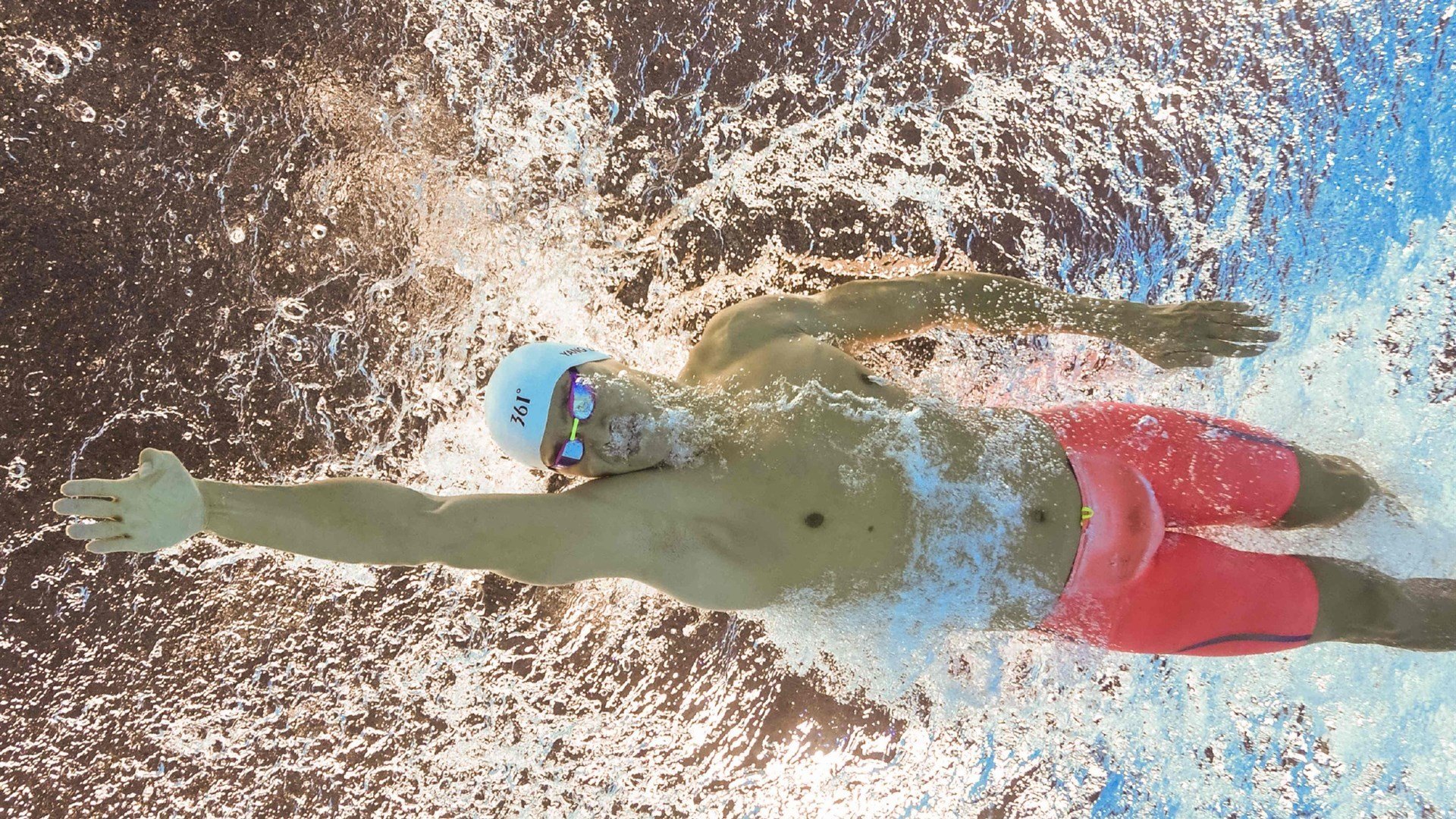 辽宁队火力压制森林狼,马克西连续得分拉开差距的背后,是战术革命还是孤胆英雄?